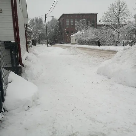 Liiva Guest Accommodation,free Parking 招待所