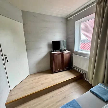 Liiva Guest Accommodation,free Parking 게스트하우스 *