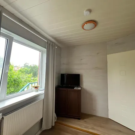 게스트하우스 Liiva Guest Accommodation,free Parking *