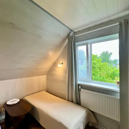 게스트하우스 Liiva Guest Accommodation,free Parking